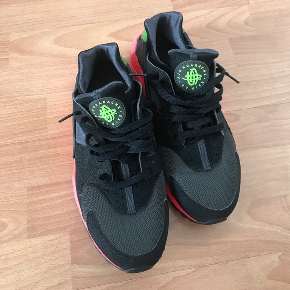 Nike huaraches low hyper punch- YEEZYS - Picture 2 of 4