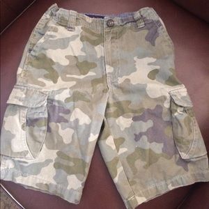 ⭐️SOLD⭐️ Boy’s Cargo Shorts - Cherokee