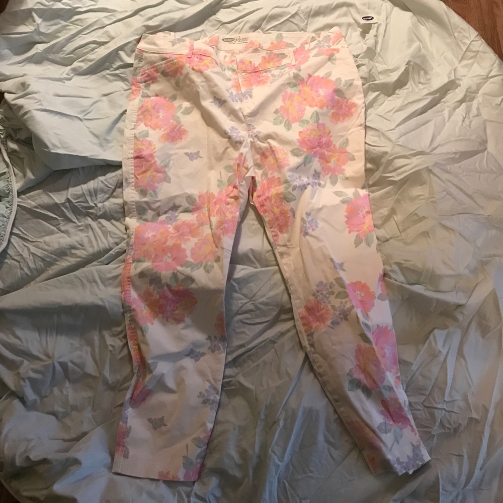 Old navy pixie pant