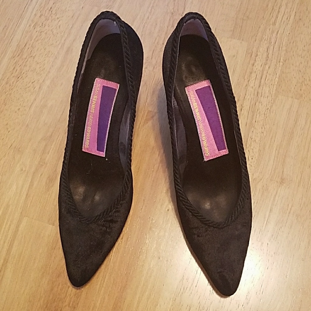 Stunning Black Velvet Heels
