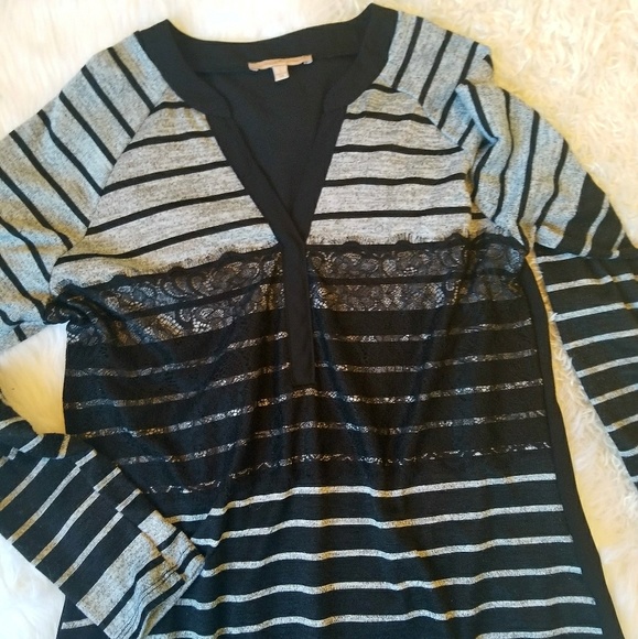 High-Low Blouse - Picture 2 of 3