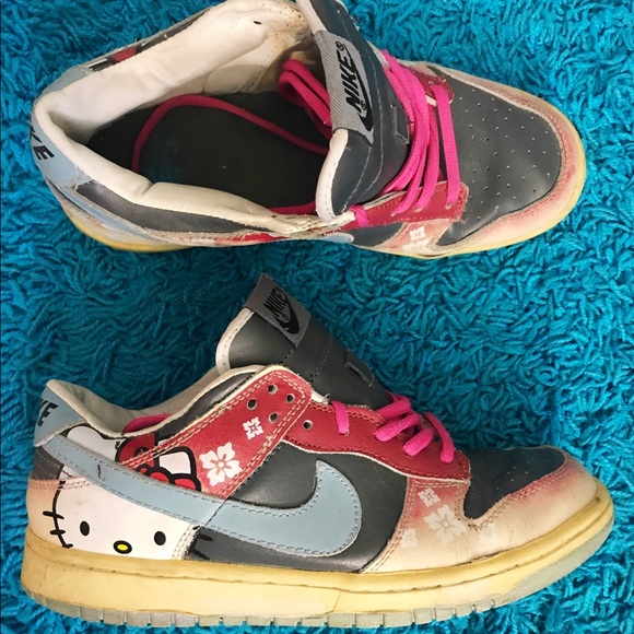 hello kitty nike presto