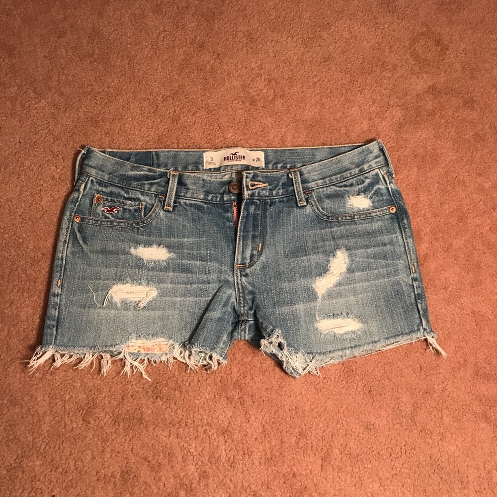 Hollister shorts low rise size 3