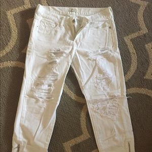 Abercrombie boyfriend fit white jeans