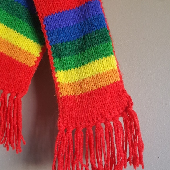 VINTAGE RAINBOW SCARF • HAND KNIT - Picture 4 of 5
