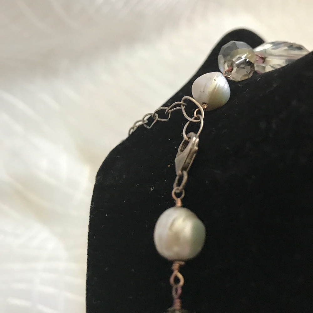 Beautiful Clear Faceted Bead Necklace - Picture 4 of 4