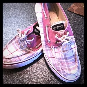 Sperry topsiders