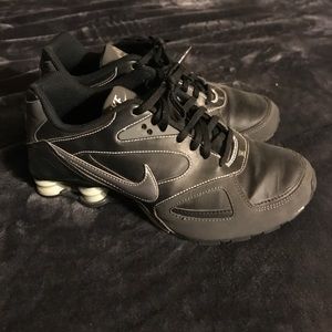 Nike Shox. Sz 6.5 YOUTH.