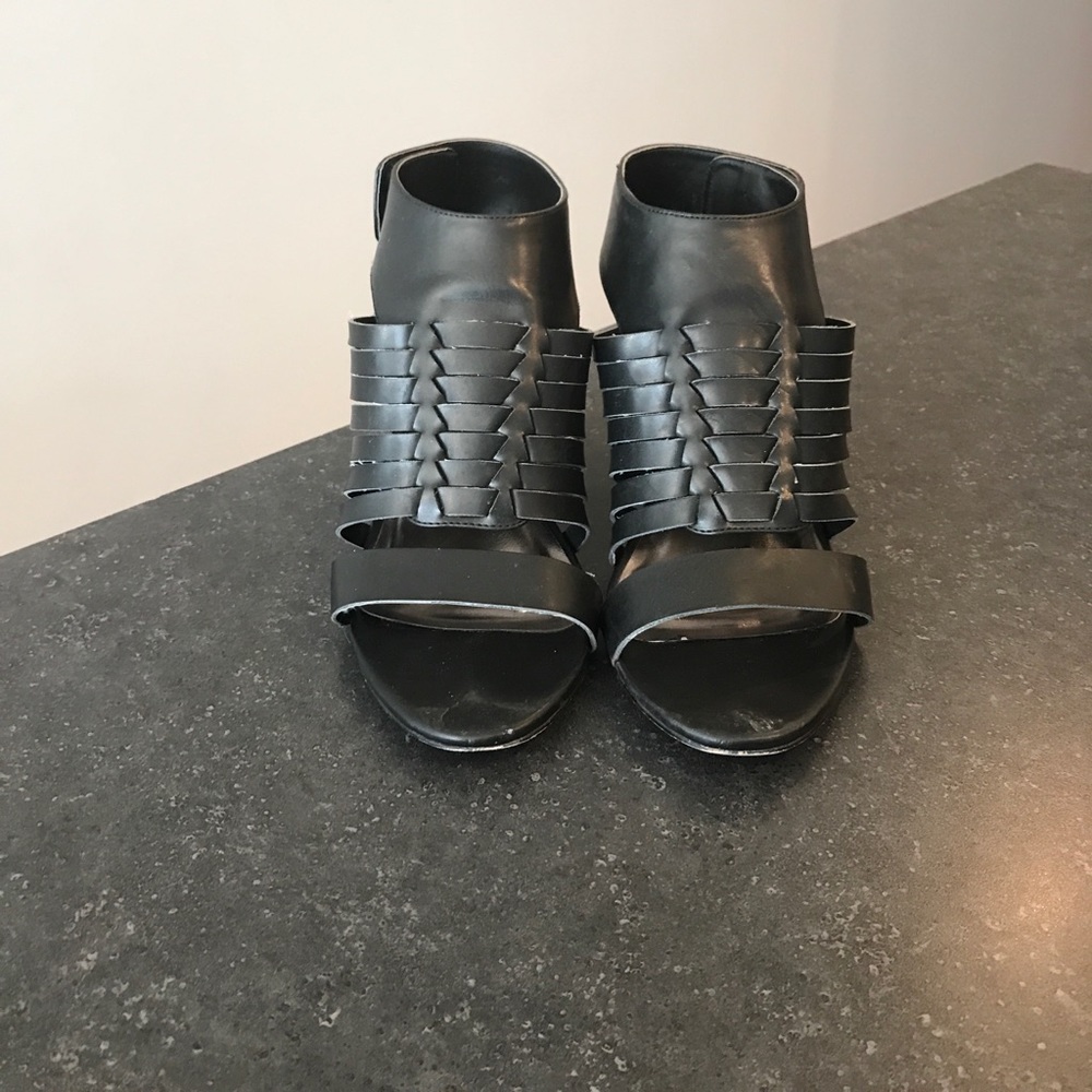 Kendall & Kylie Madden Girl Wedge