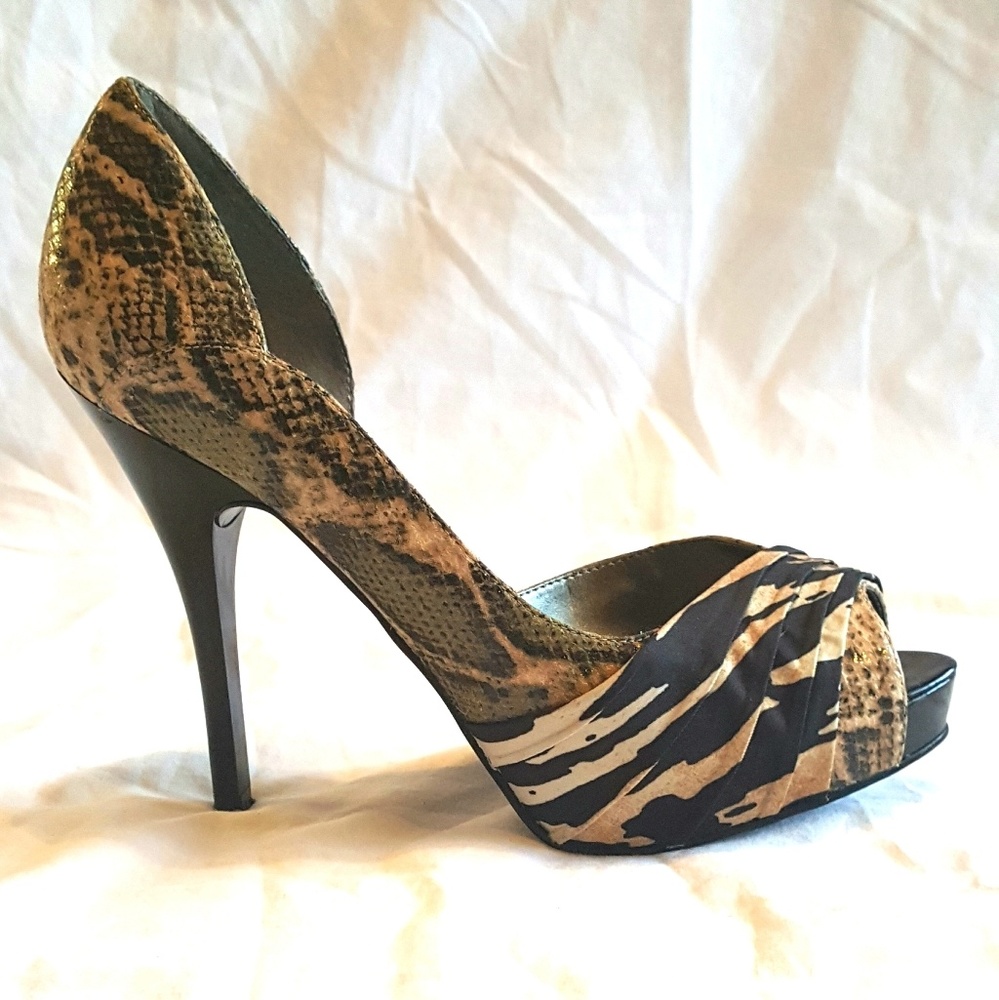 Guess Hedley Heels