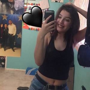 Meet your Posher, Deanna