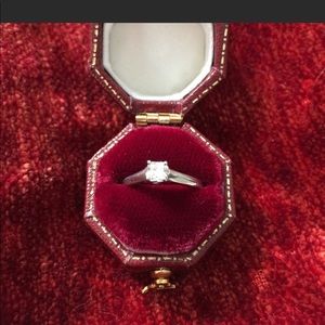 Gorgeous tiffany & Co. ring !