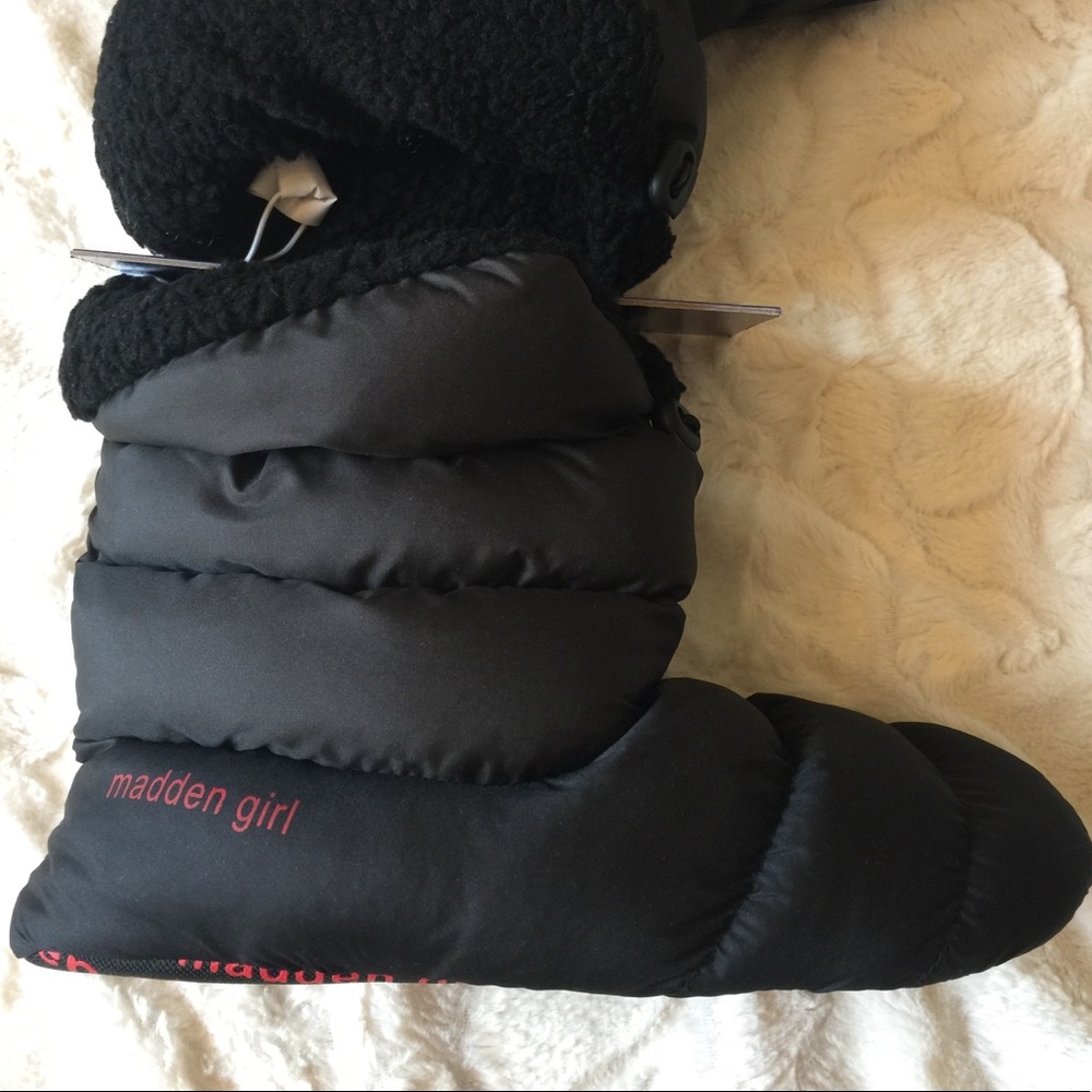 STEVE MADDEN GIRL PUFFER BOOTIES BOOTS NWT