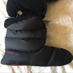 STEVE MADDEN GIRL PUFFER BOOTIES BOOTS NWT