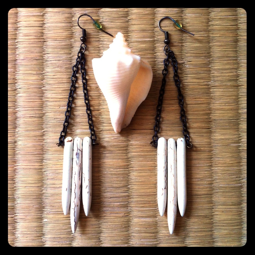 🔮Howlite & Brass Earrings🔮