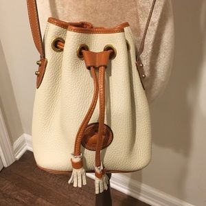 Dooney & Bourke vintage cross body bucket bag