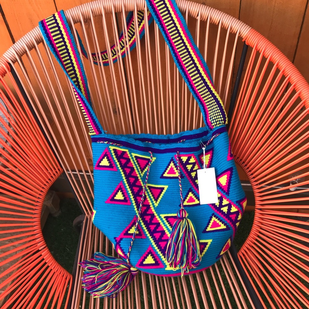 Stella 9 woven bag
