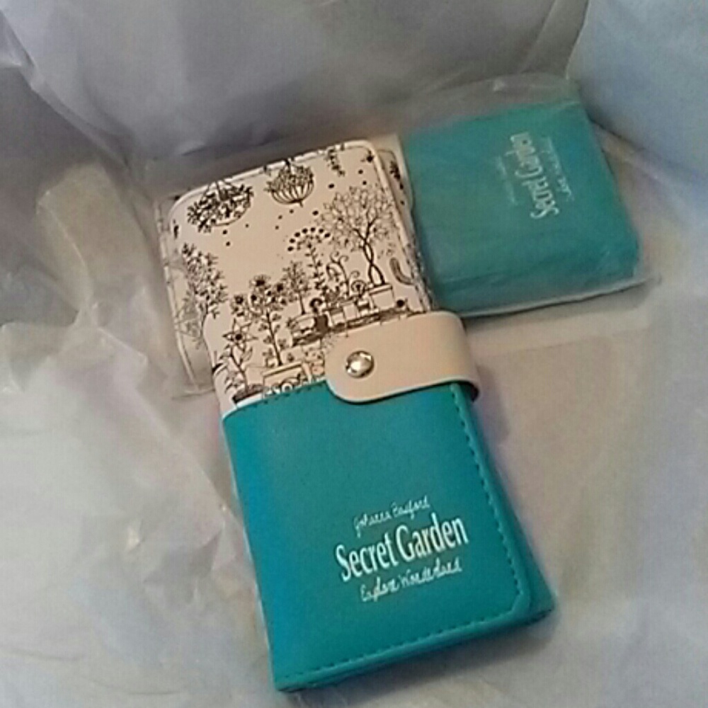 The Secret Garden wallet