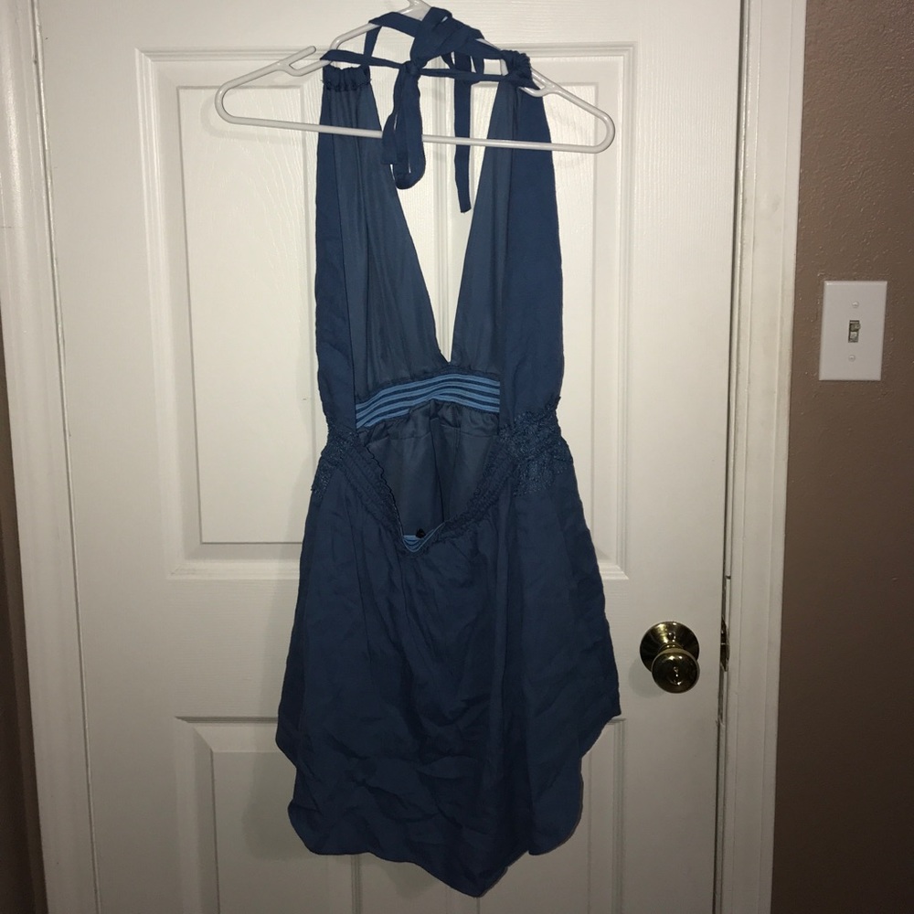 Dress - Picture 2 of 3