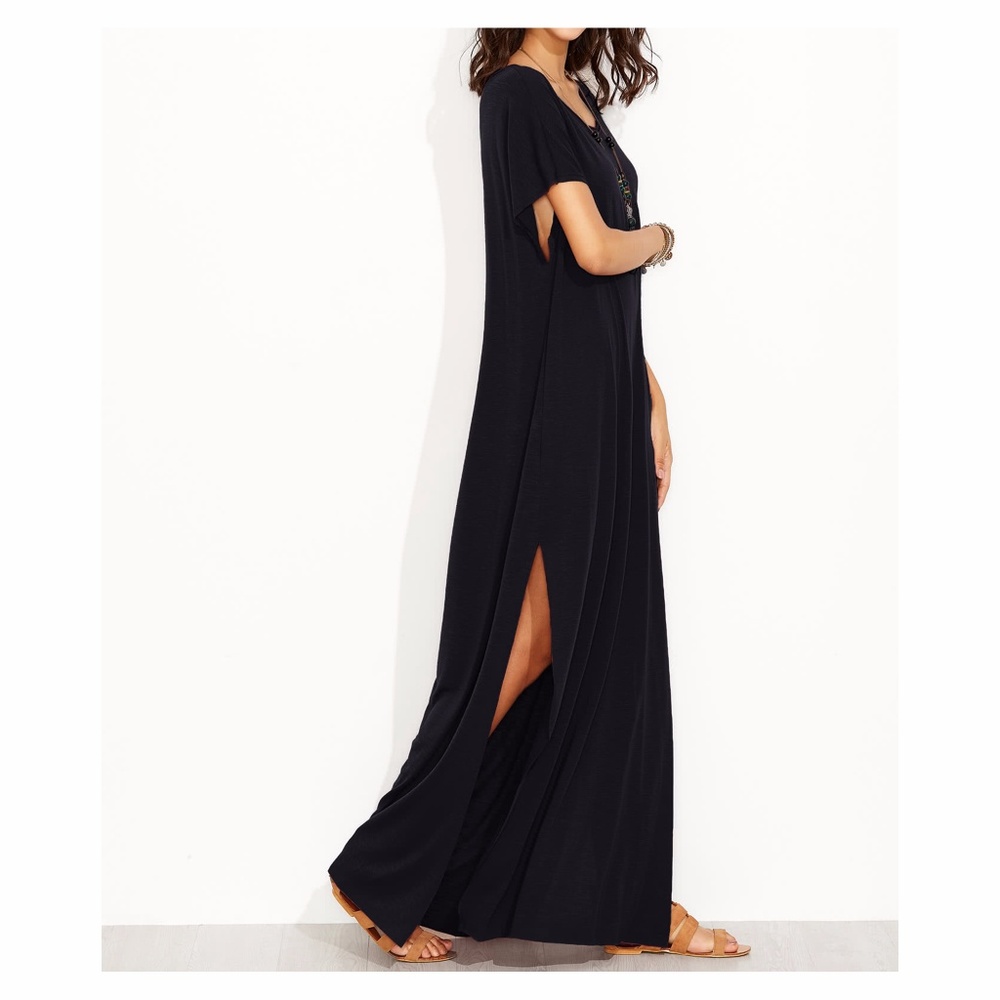 Black Short Sleeve Oversize Maxi Tee Shirt Dress - Picture 2 of 4