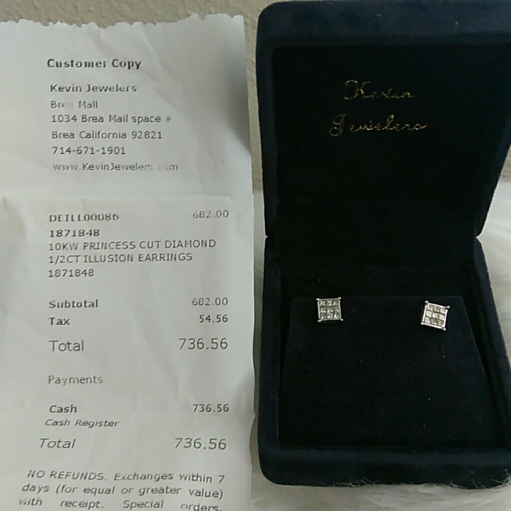 Earrings - Picture 4 of 4