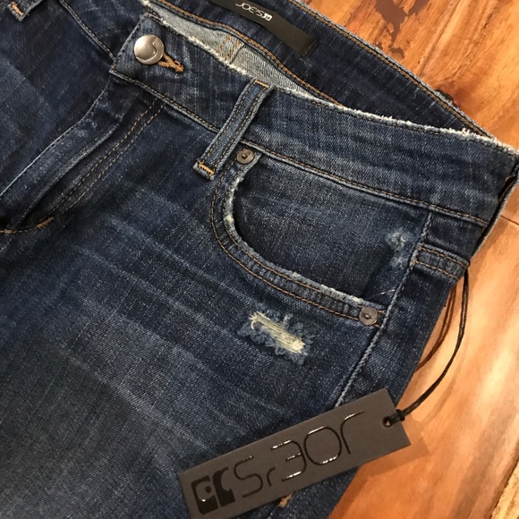 Joe’s Jeans Distressed Skinny Ankle - Picture 3 of 8