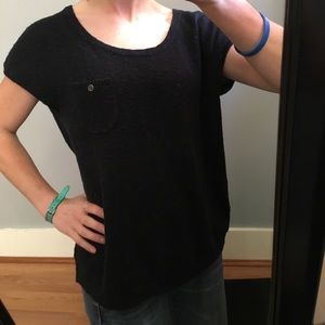 Short sleeve sweater tee shirt with pocket