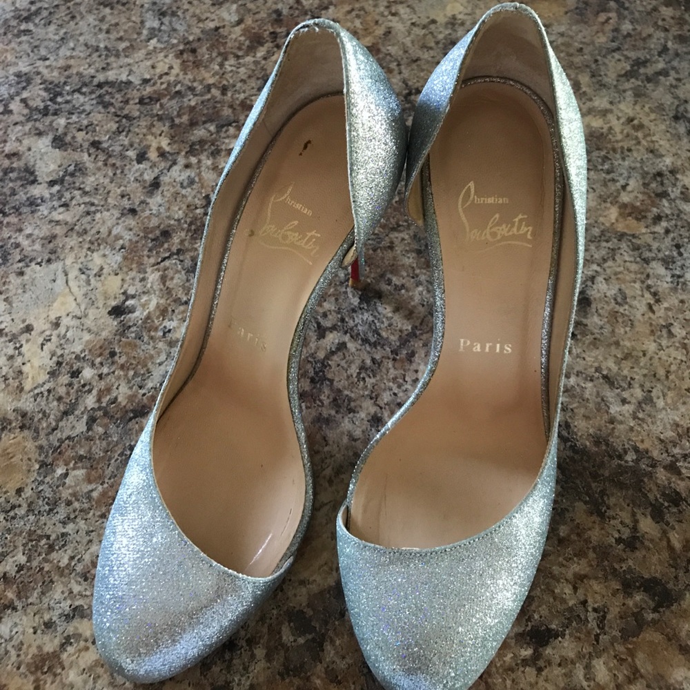Christian Louboutin glitter shoe!!