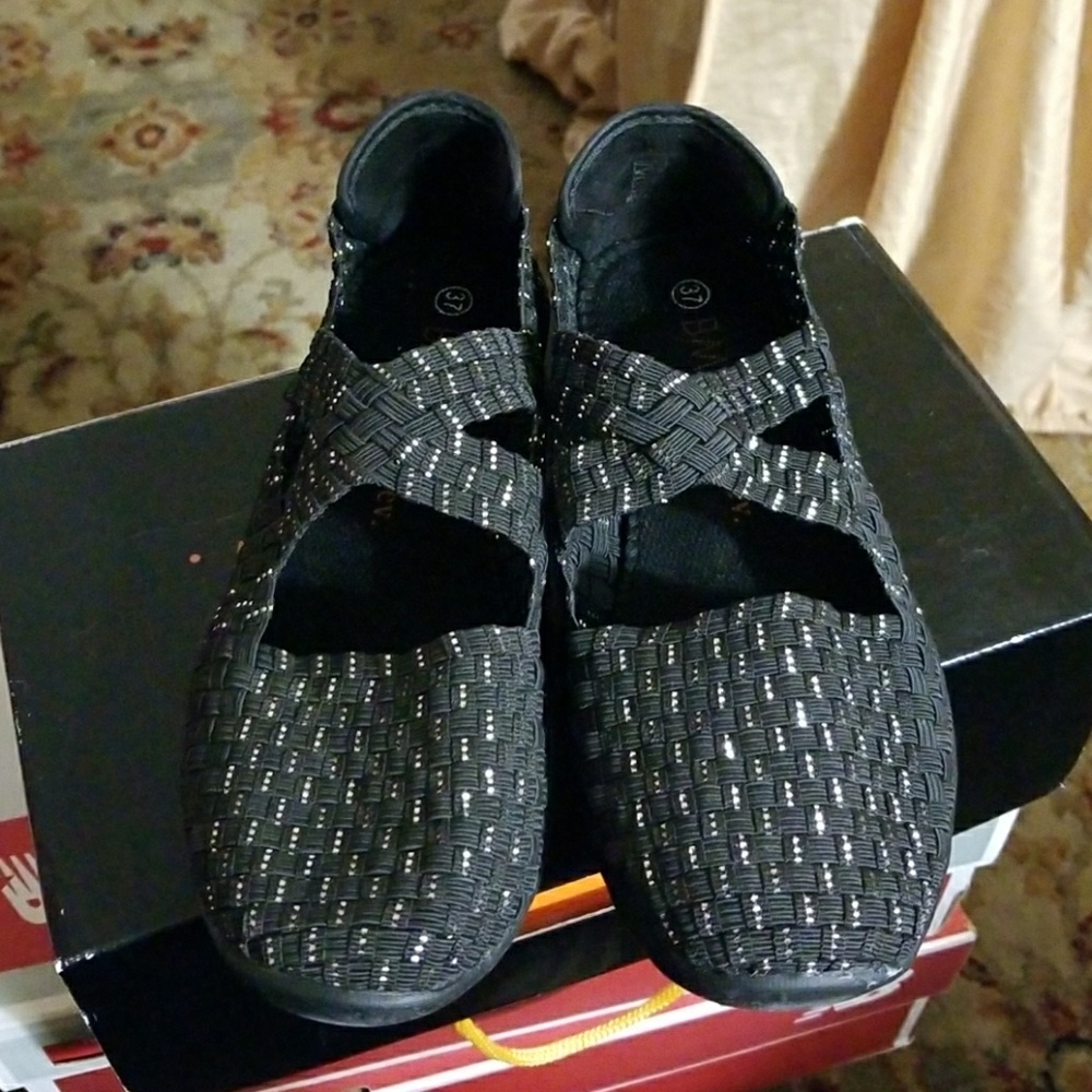 Bernie Mev. Champion slip on casual shoes.