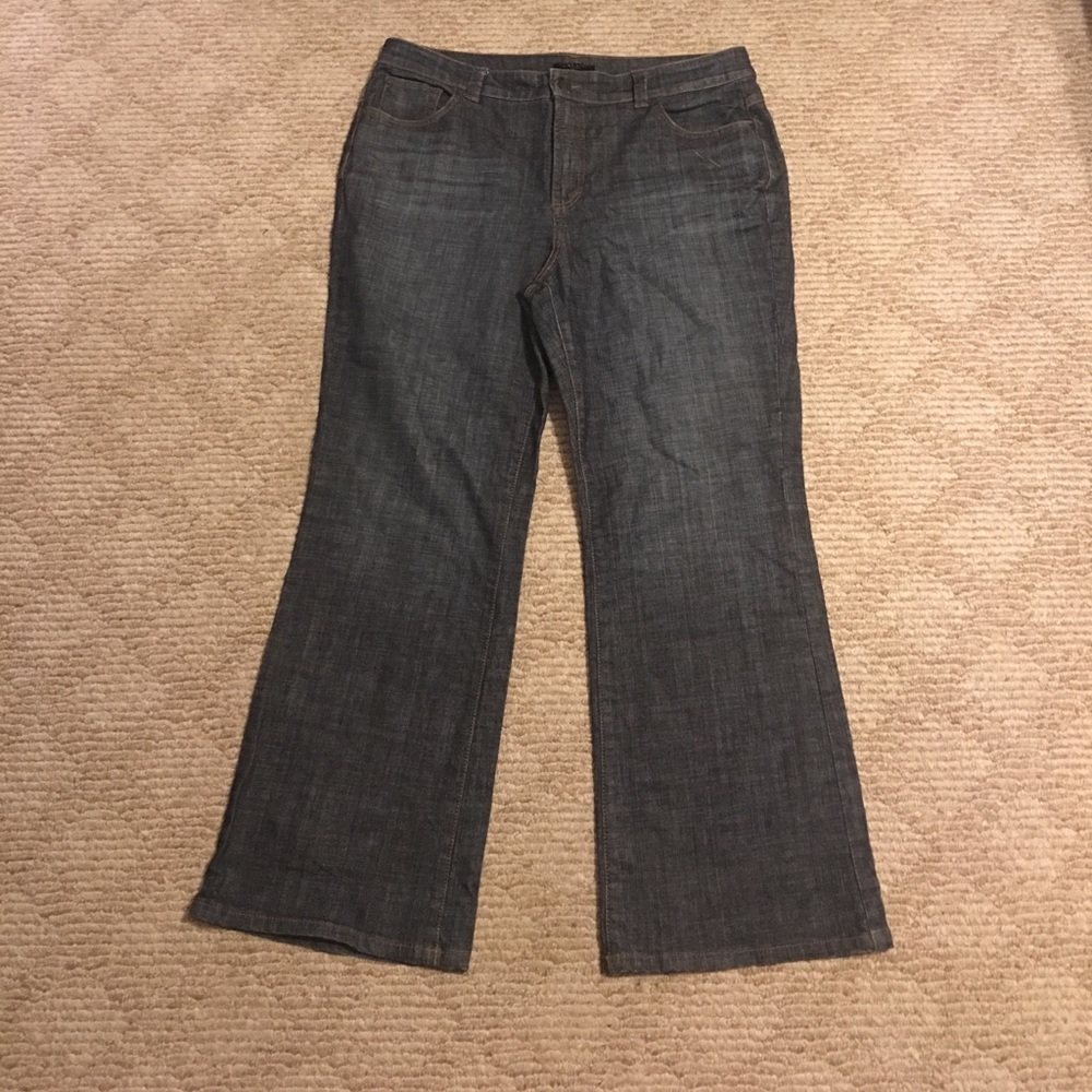 Nine West boot cut Jeans 16