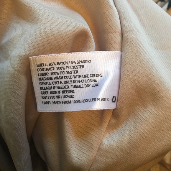 Chic Aztec Printed Romper - Picture 3 of 3