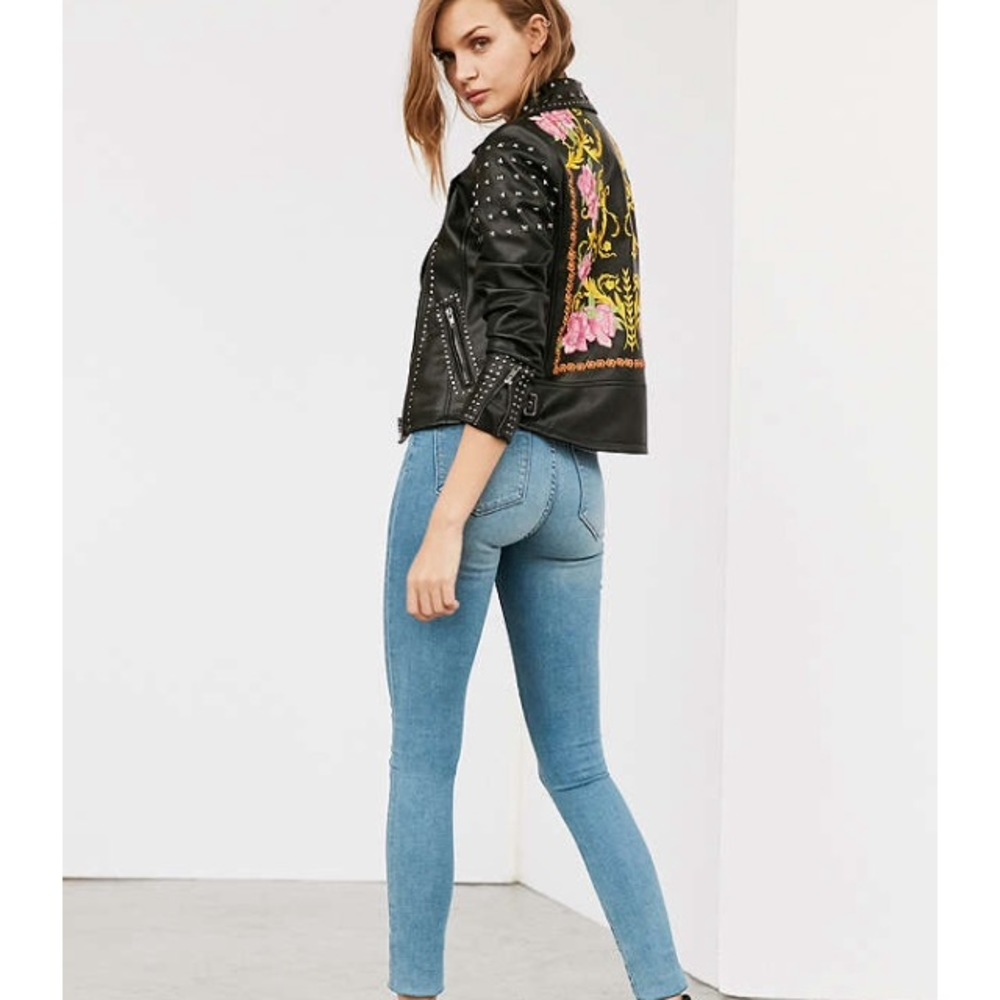 Embroidered leather jacket - Picture 5 of 6