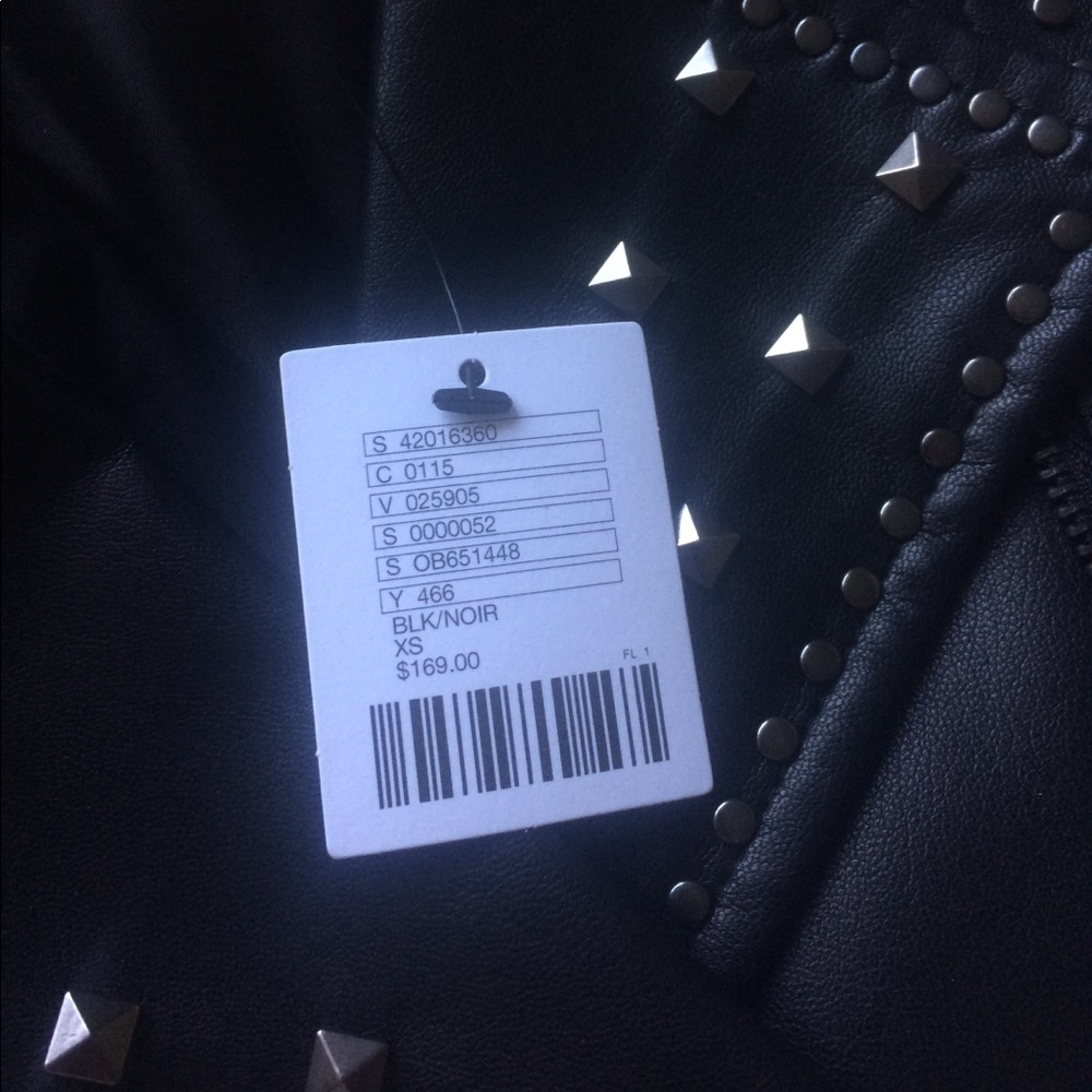 Embroidered leather jacket - Picture 6 of 6