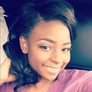 Meet your Posher, Jaida