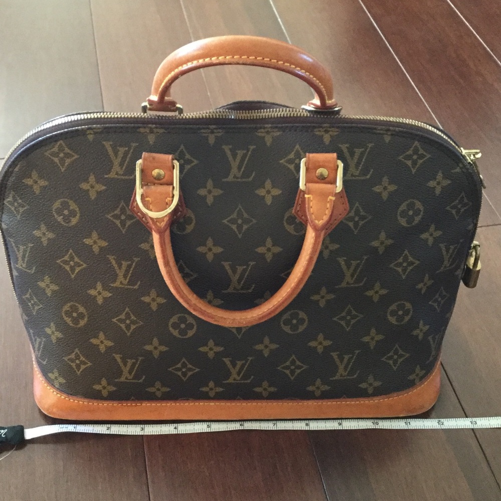 Extra Photos - image 1