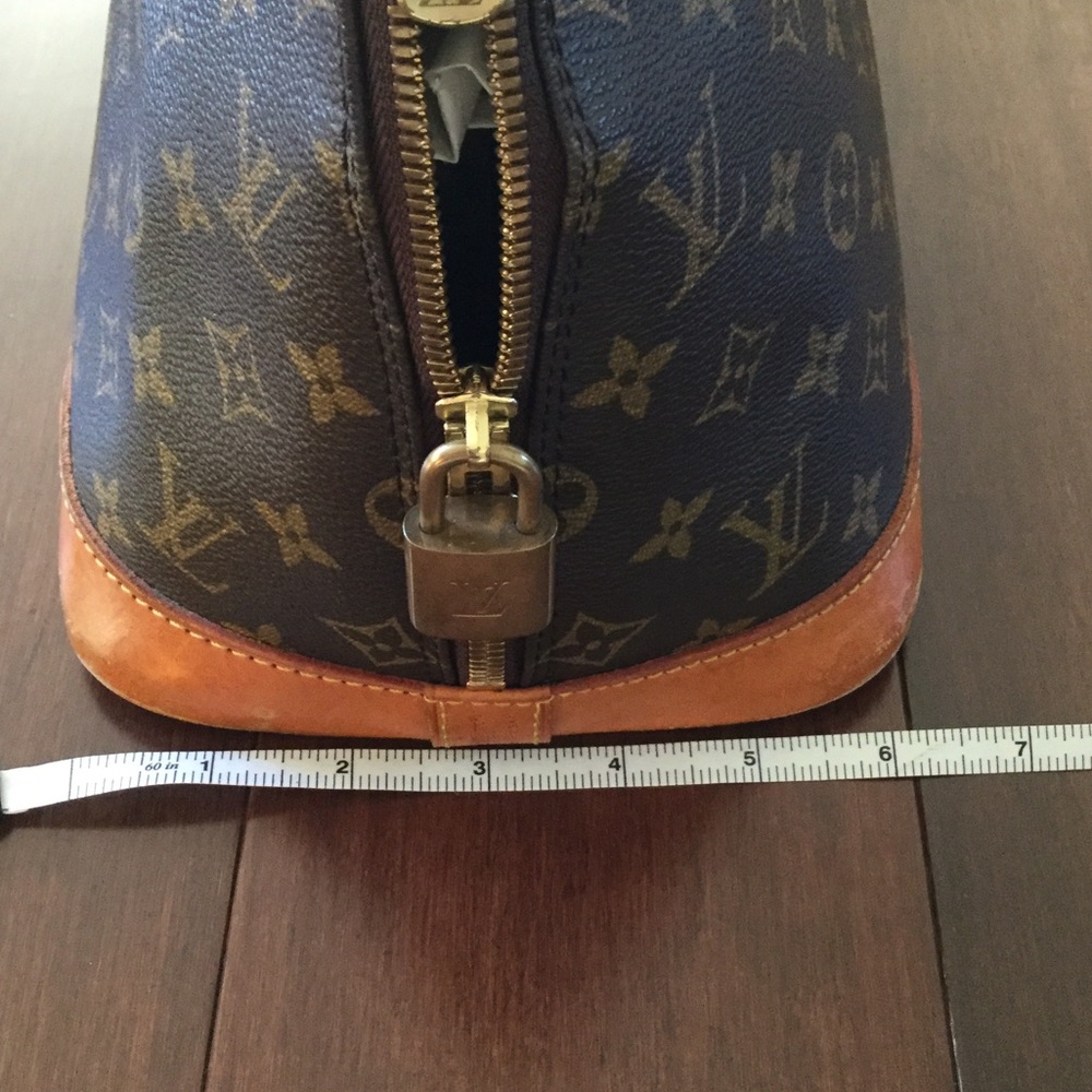 Extra Photos - image 2