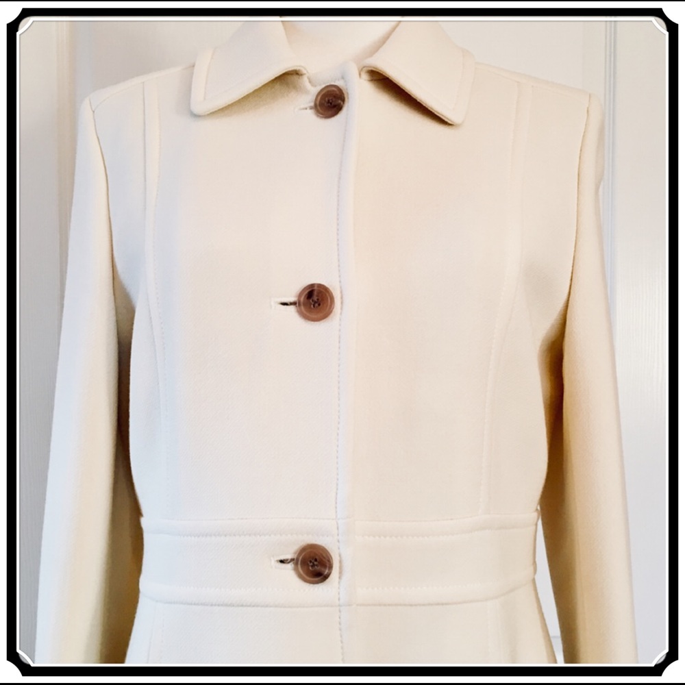 ✖️SOLD J. CREW Lady Day Coat Italian Wool Vanilla - Picture 3 of 8