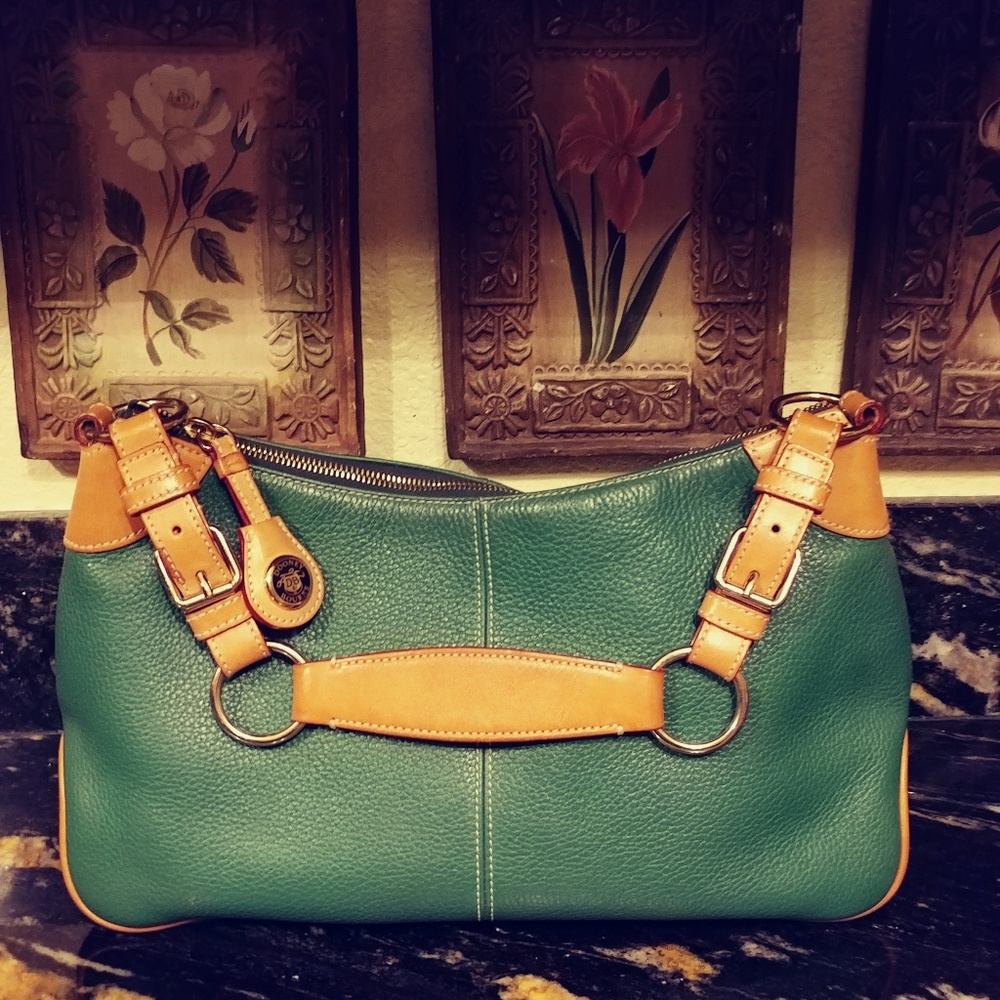 Dooney Pebble Green Shoulder bag - GUC