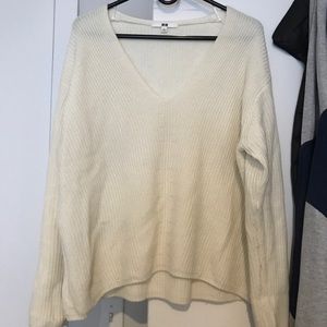 Uniqlo sweater