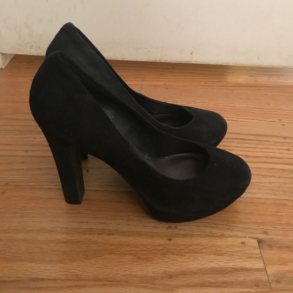 Jessica Simpson Pumps - Picture 2 of 3