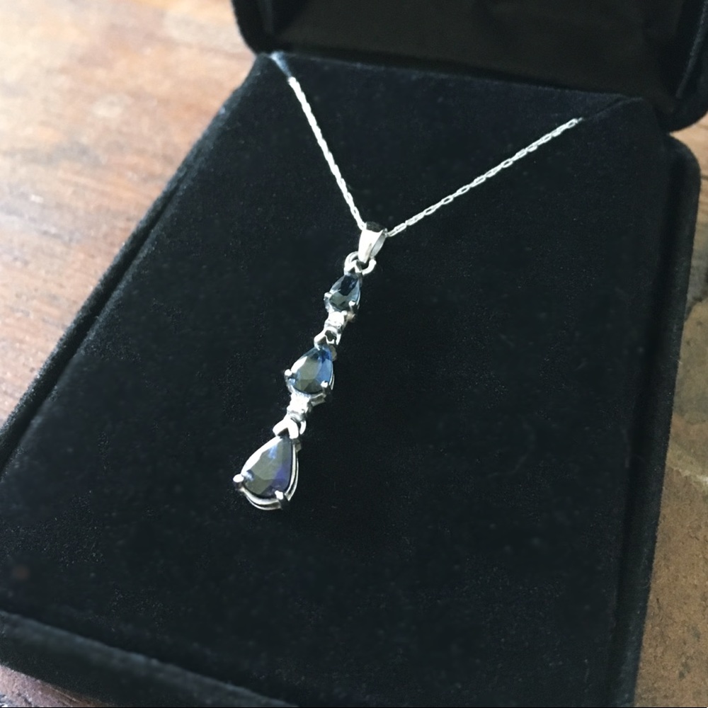 🔥 14k White Gold Sapphire Tri-Drop🔥