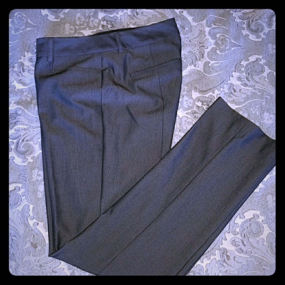 Fine herringbone gray pants