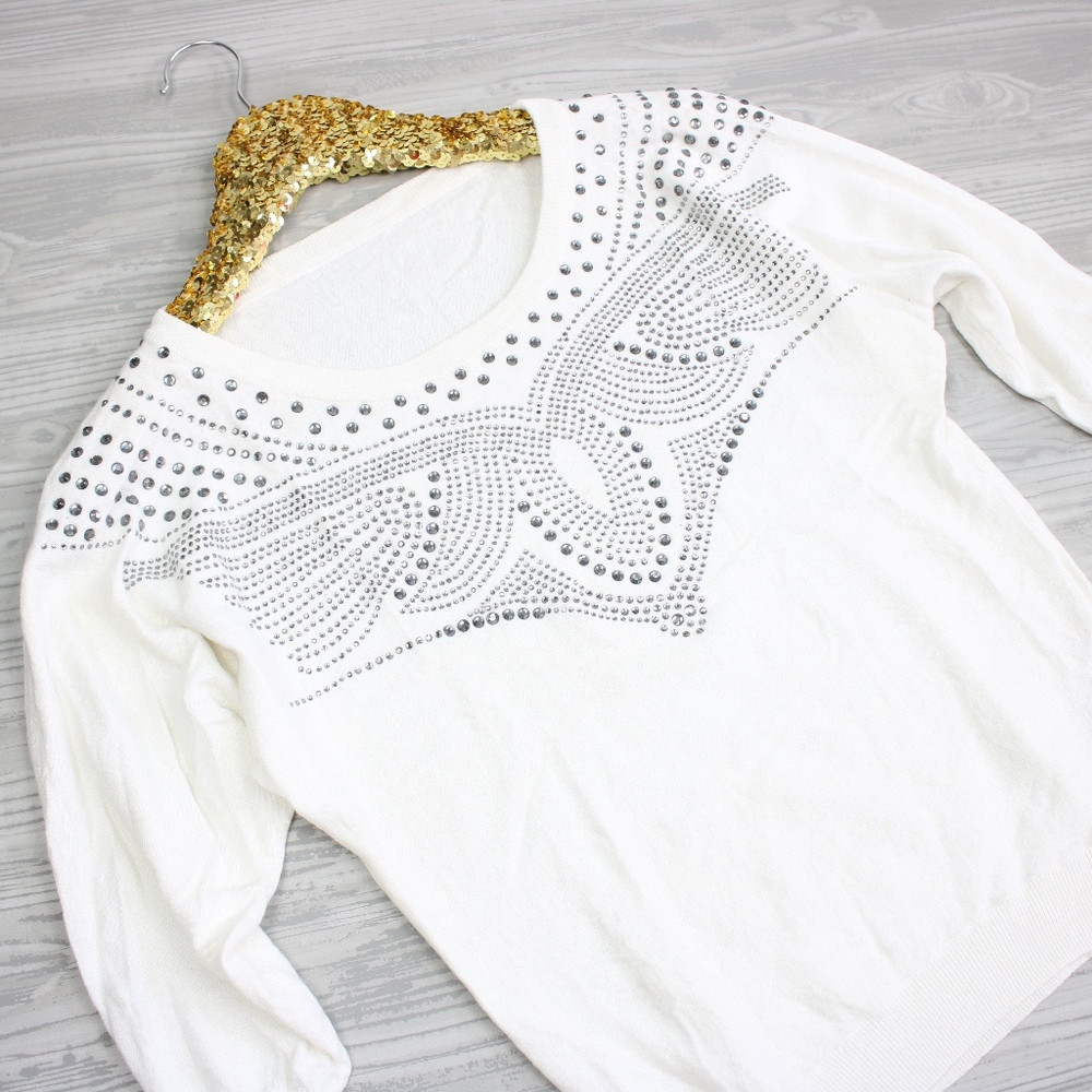 White Rhinestones Embellished Light Sweater - Picture 3 of 5