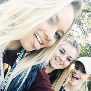 Meet your Posher, Katie