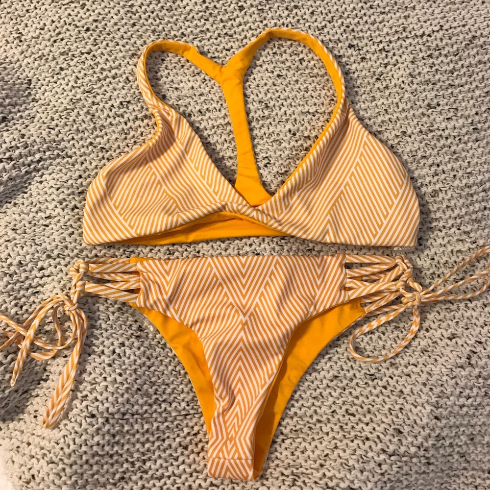Ola Feroz reversible bikini SET
