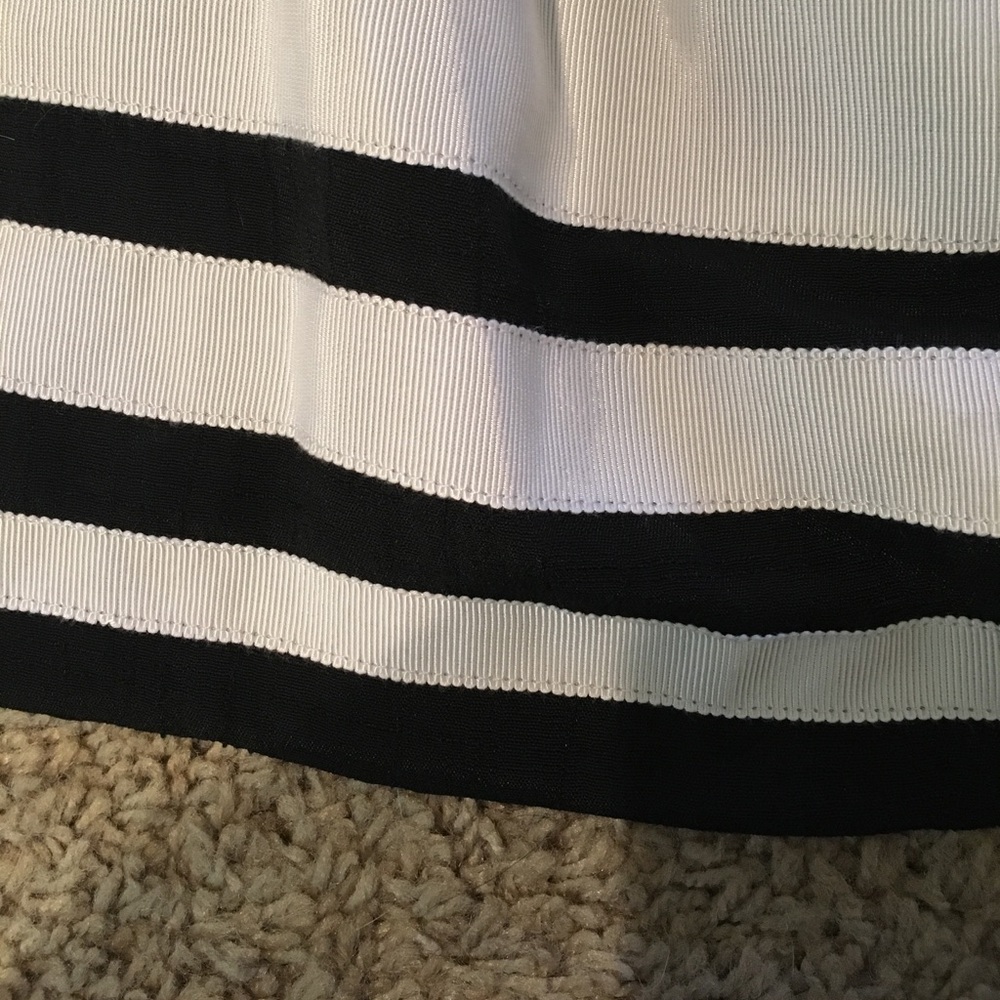 NWT Cute black and white skirt - Picture 2 of 4