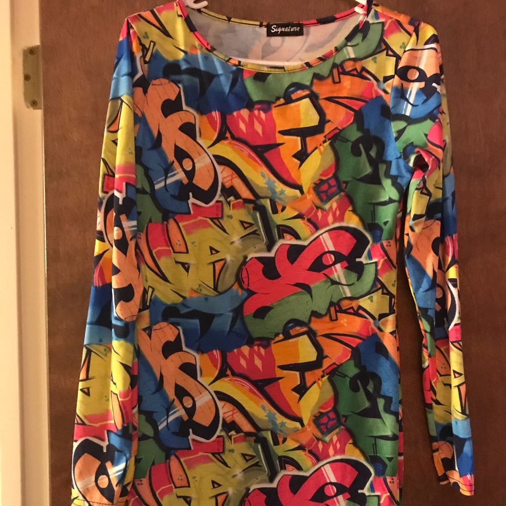 Women S/M  Mulit Colored Grafiti Mid dress