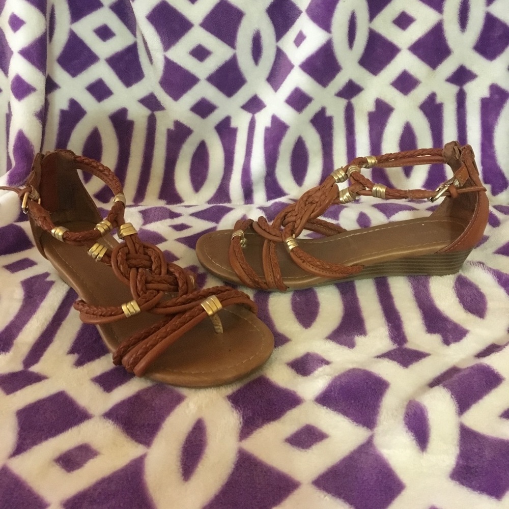 Tan & gold rope sandals