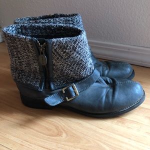 Dr Scholl’s Gray Boot