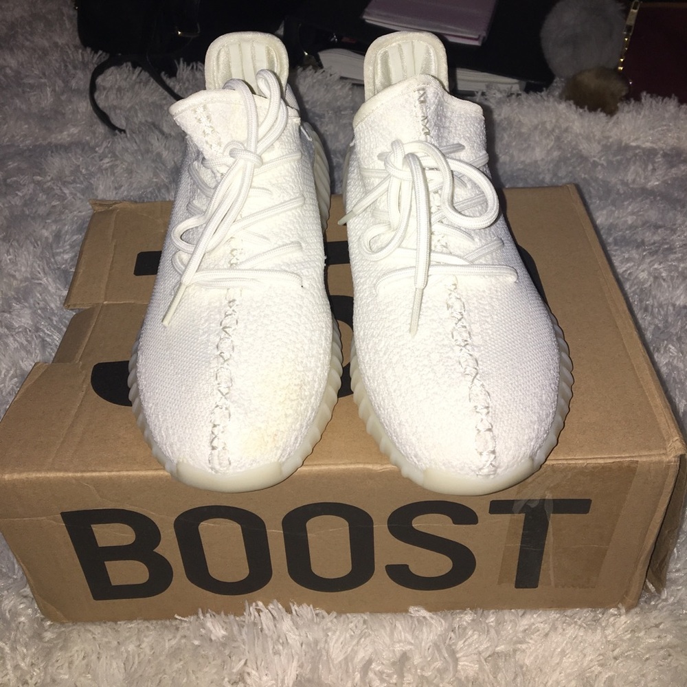 Yeezy 350 Boost. NOT AUTHENTIC. All white